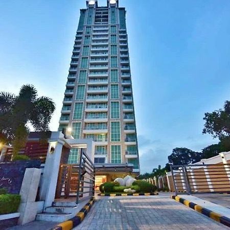 Padgett Place Prime Suites Cebu Exterior photo